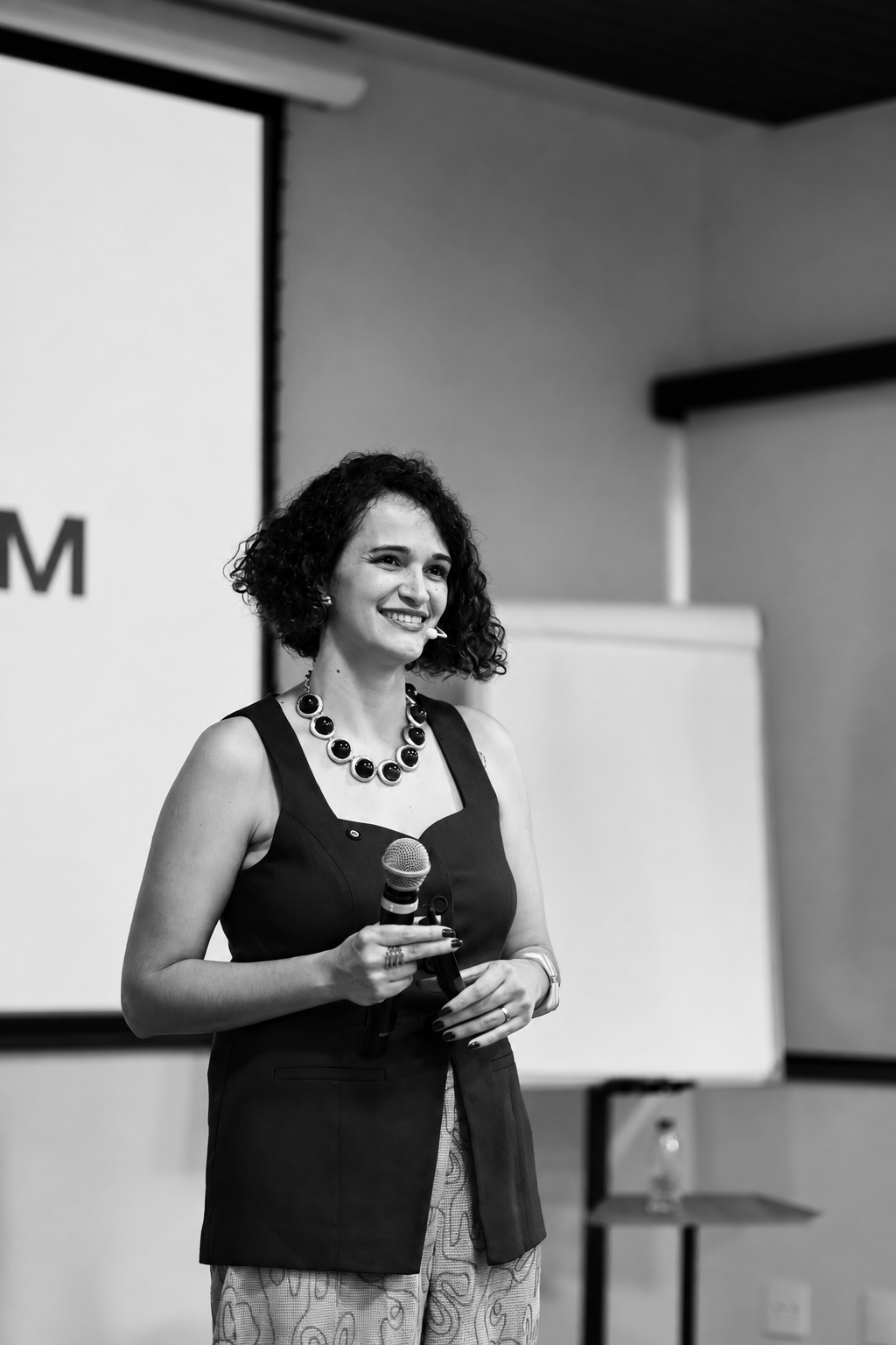 Natasha em uma palestra